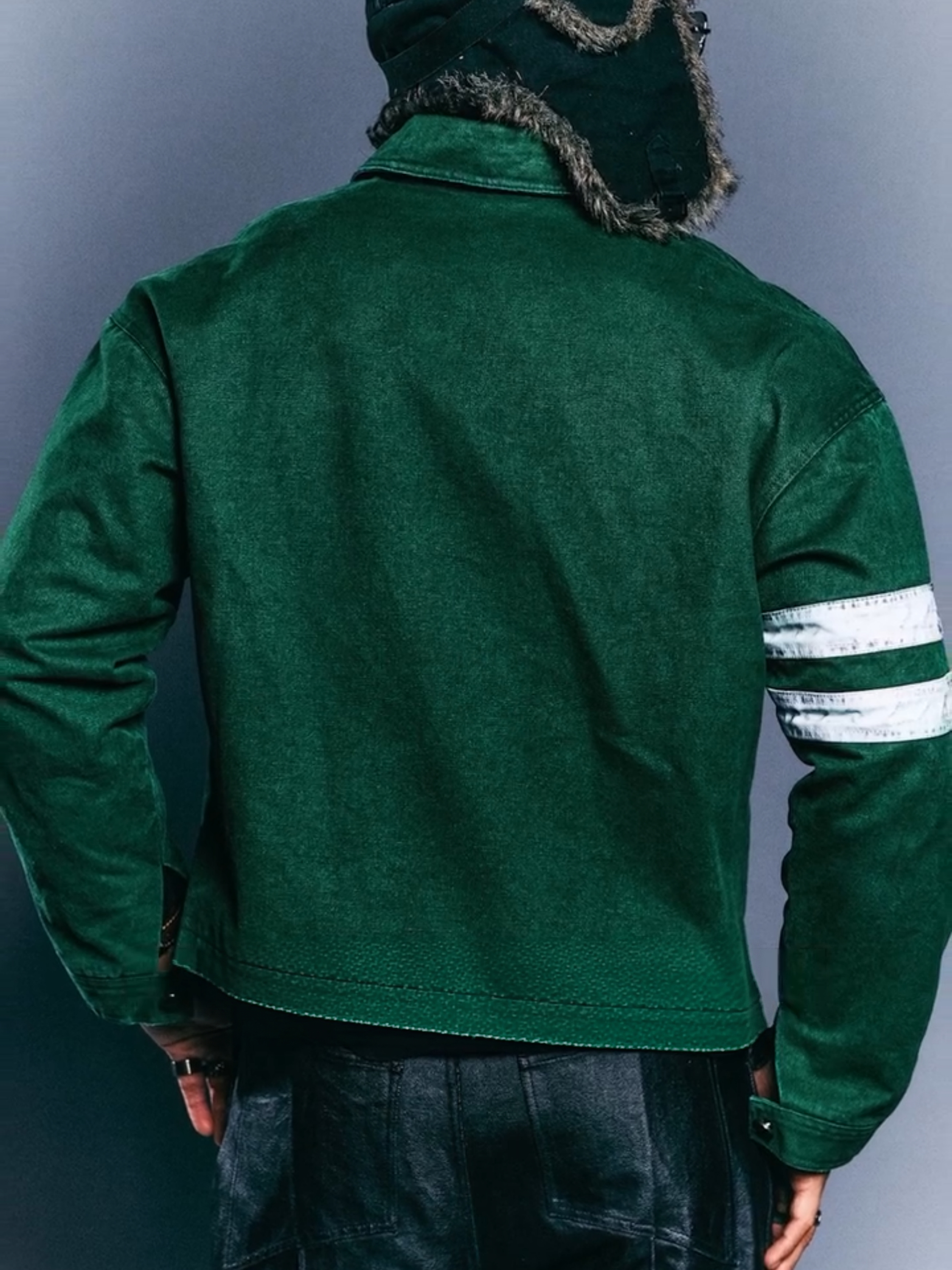 OFFSET COLUMN JACKET