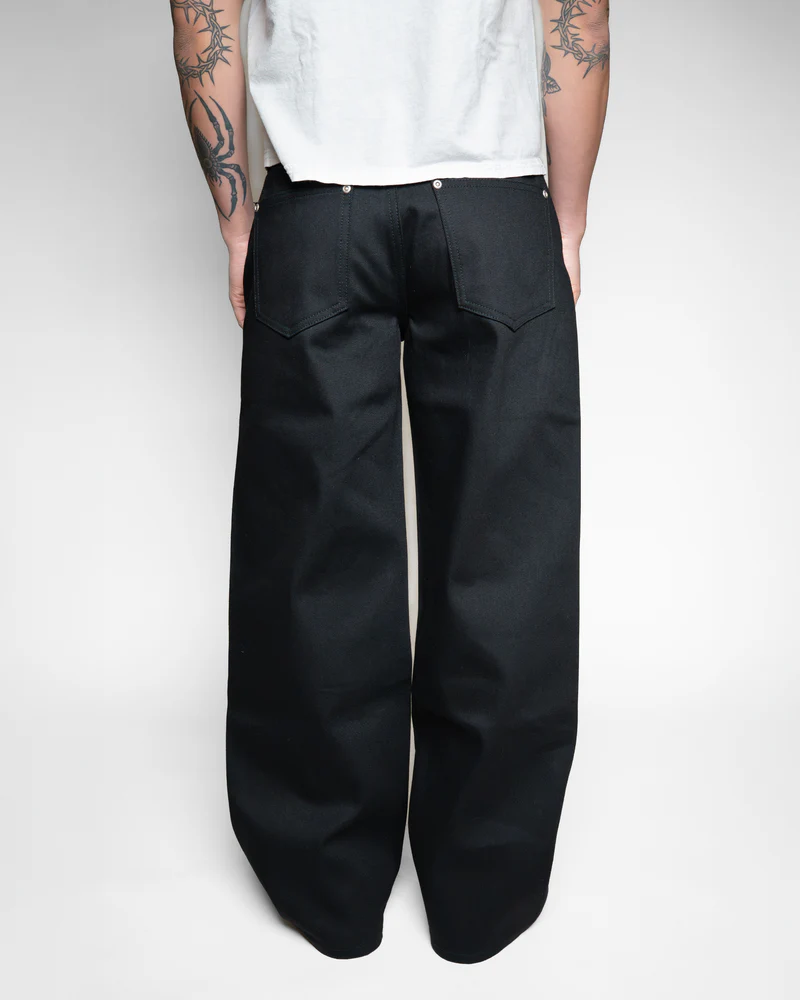 UNIFORM CUT JAPANESE RELAXED SELVEDGE JEANS