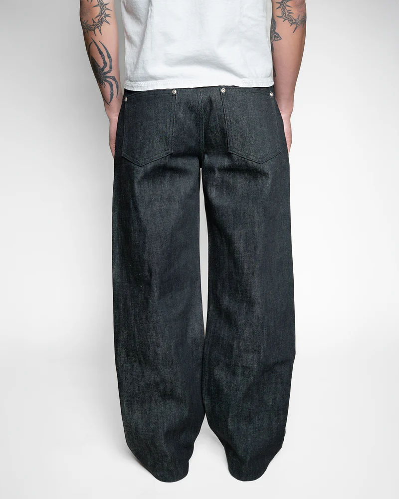 UNIFORM CUT JAPANESE RELAXED SELVEDGE JEANS
