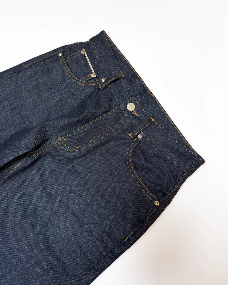 UNIFORM CUT JAPANESE RELAXED SELVEDGE JEANS