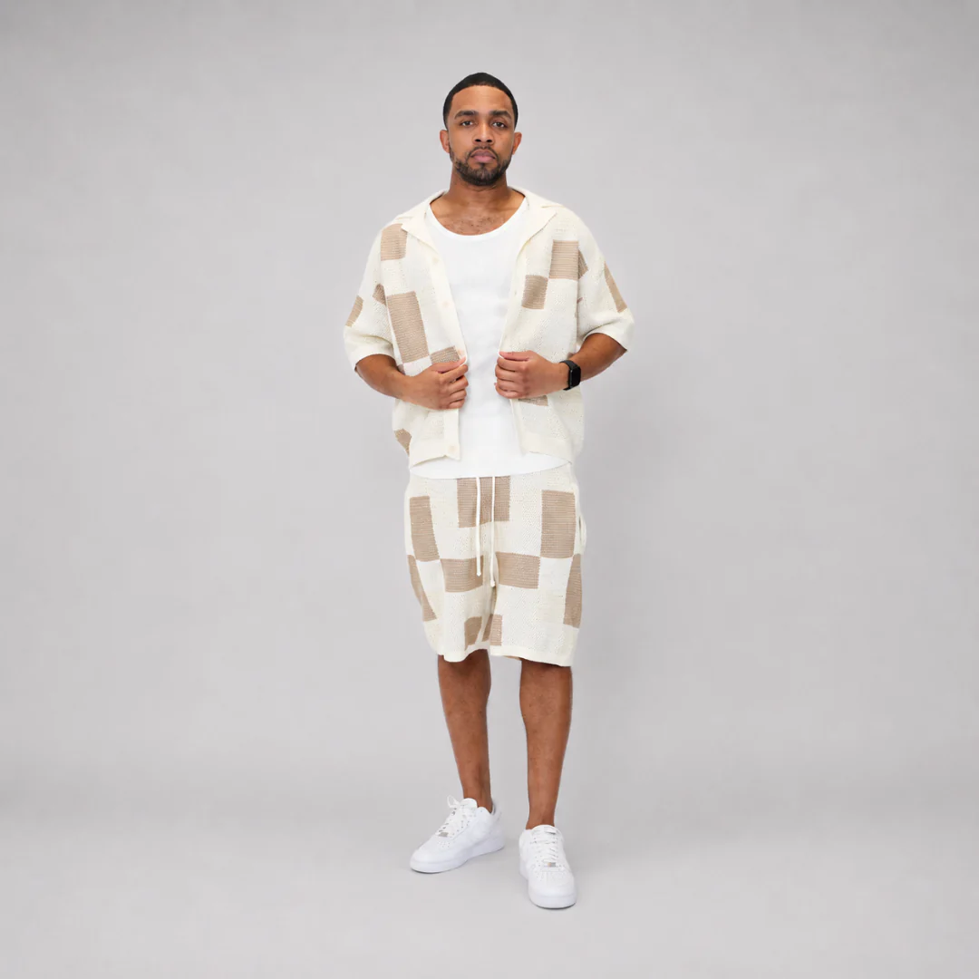 the crochet-knit checkered shorts - black
