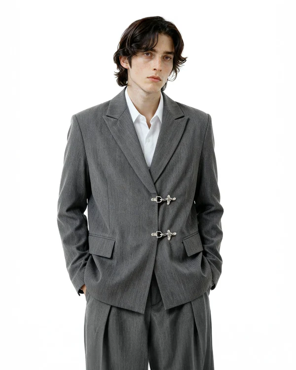 THE FIREMAN CLASP SUIT