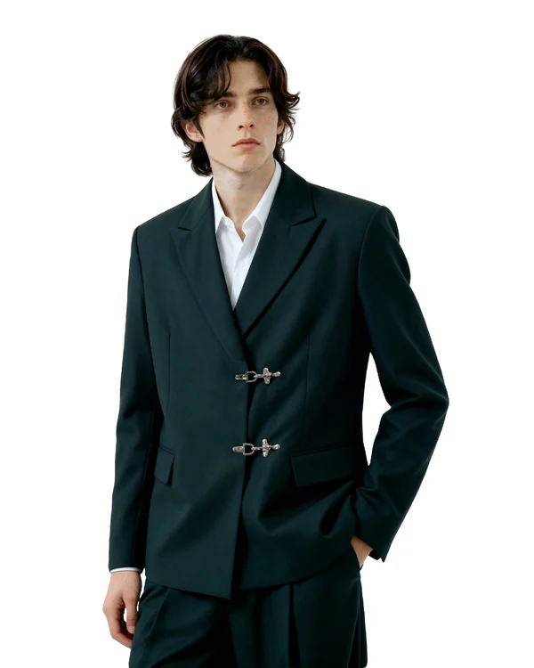 THE FIREMAN CLASP SUIT