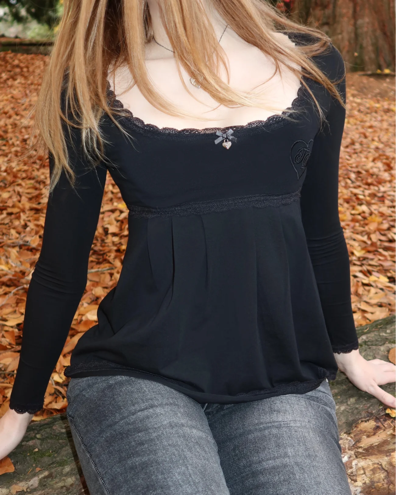 BLACK BABYDOLL TOP