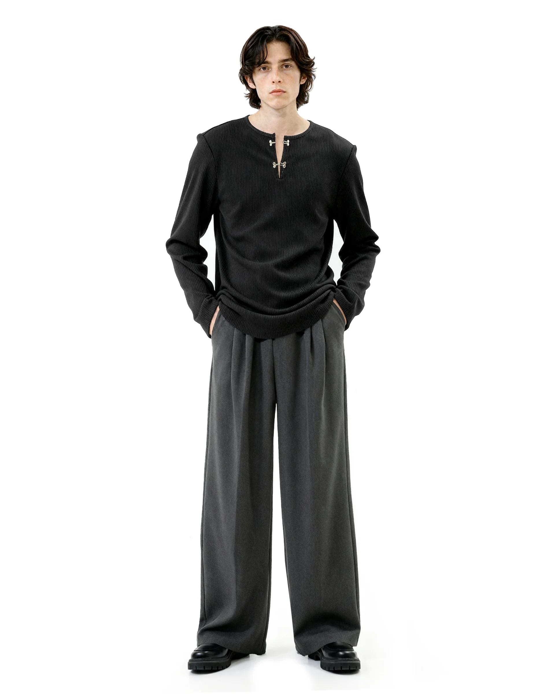 Ribbed Metal-Clasp Hook Henley Top