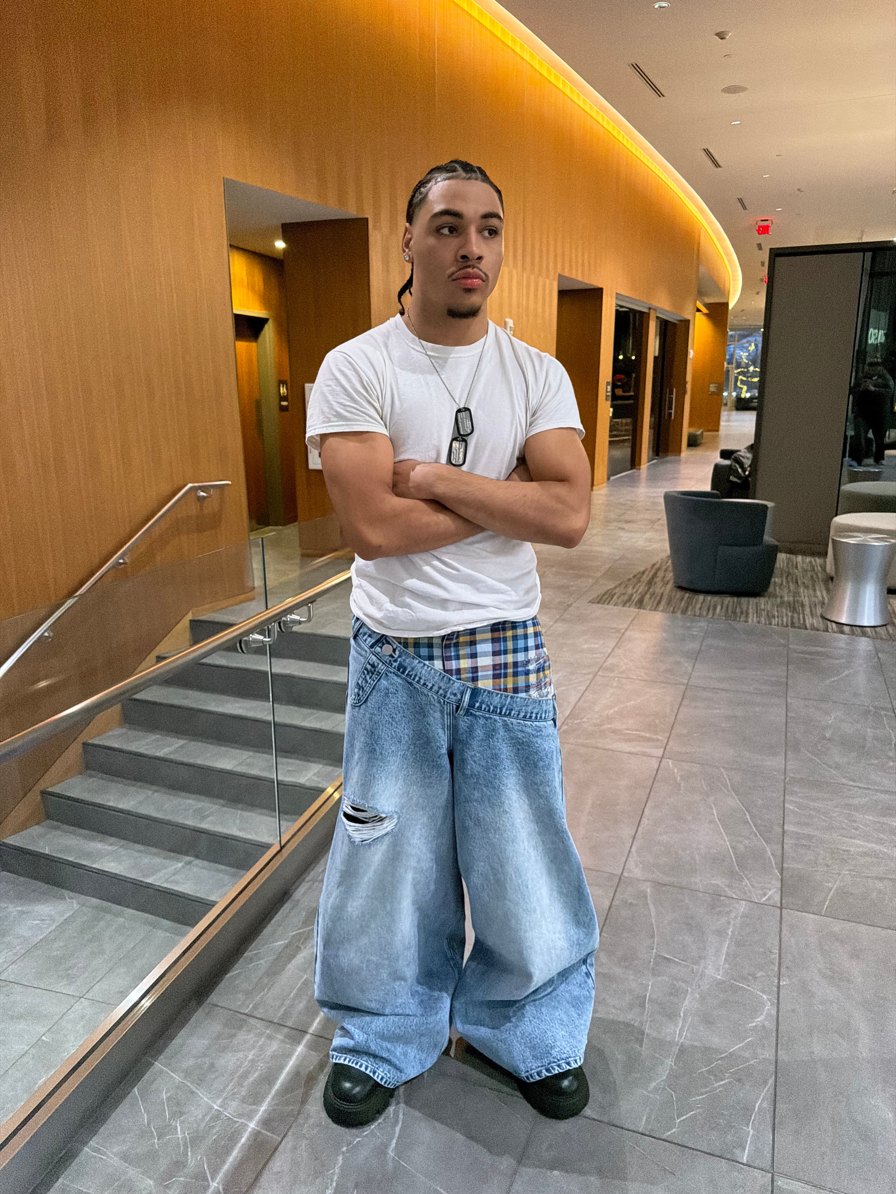 SLANTED RUNWAY DENIM