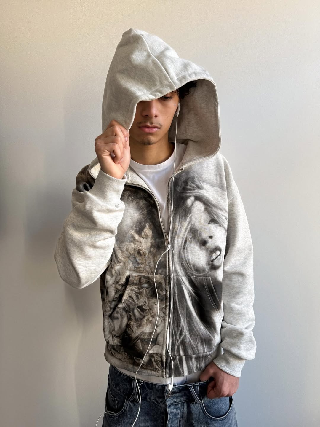 [PRE-ORDER] HOPES ZIP UP HOODIE | SHIPS FEB 27