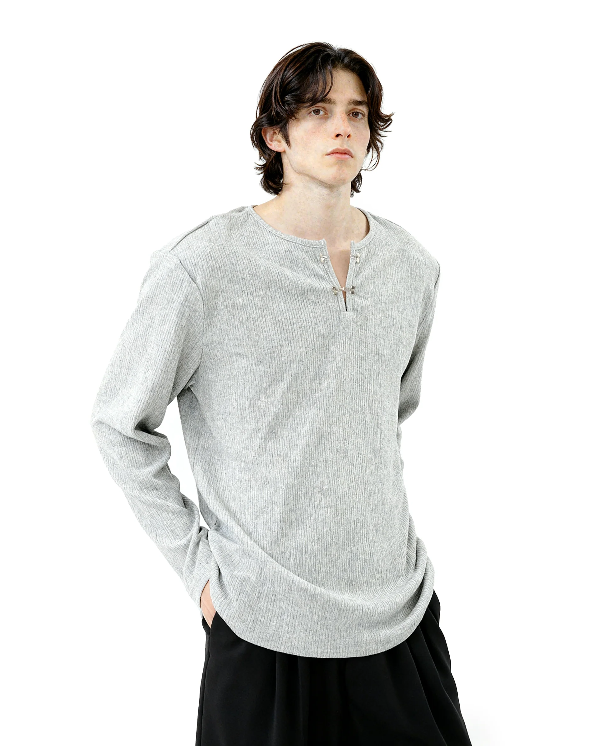 Ribbed Metal-Clasp Hook Henley Top