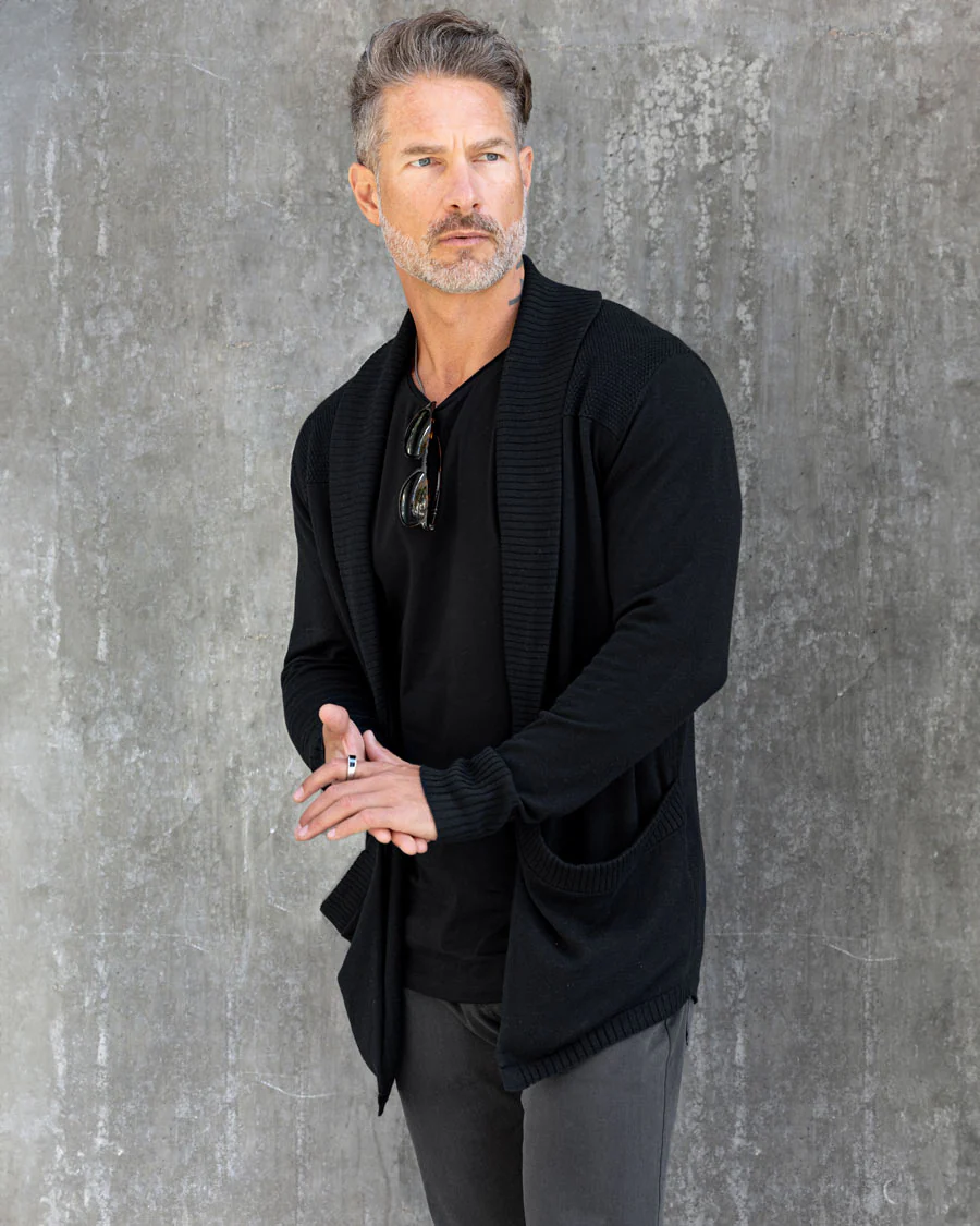 HEMINGWAY LIGHTWEIGHT SLIM FIT CARDIGAN