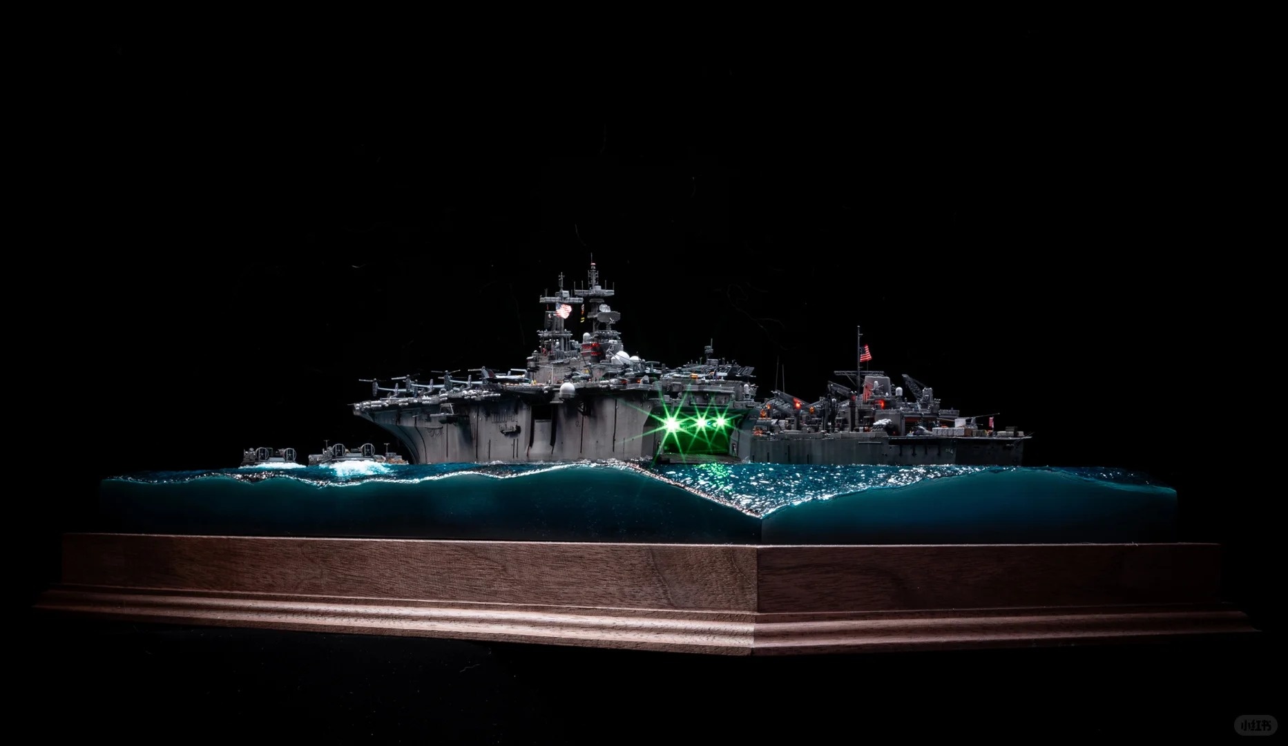 1/700 scale miniature scene – LHD1 supply scene
