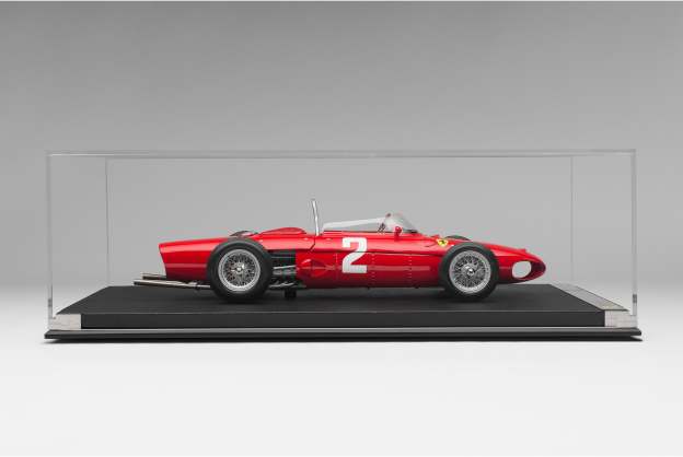1:32 scale. Ferrari 156 F1 "Sharknose" - 1961 Formula 1 Season