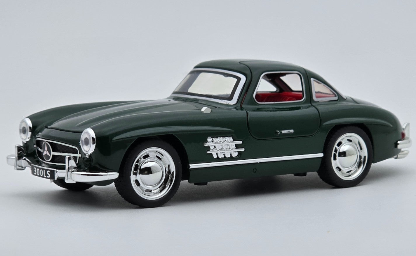 1954 Mercedes-Benz 300SL 1:24 diecast scale model car collectible