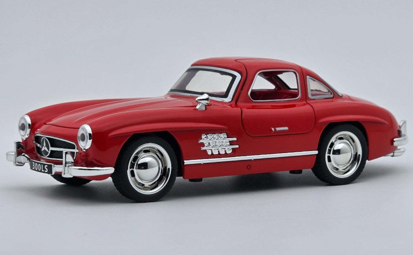 1954 Mercedes-Benz 300SL 1:24 diecast scale model car collectible
