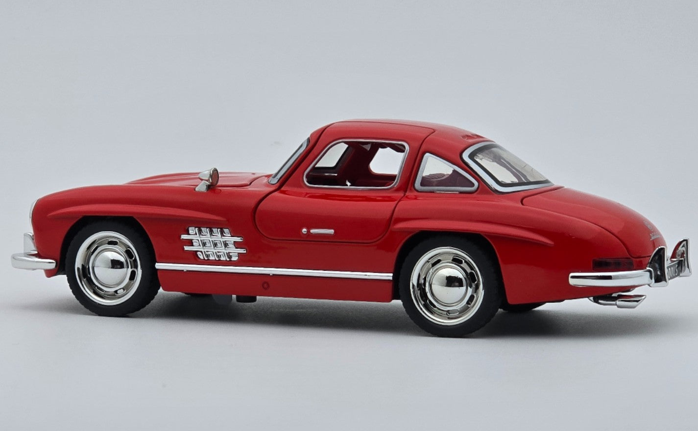 1954 Mercedes-Benz 300SL 1:24  diecast scale model car collectible