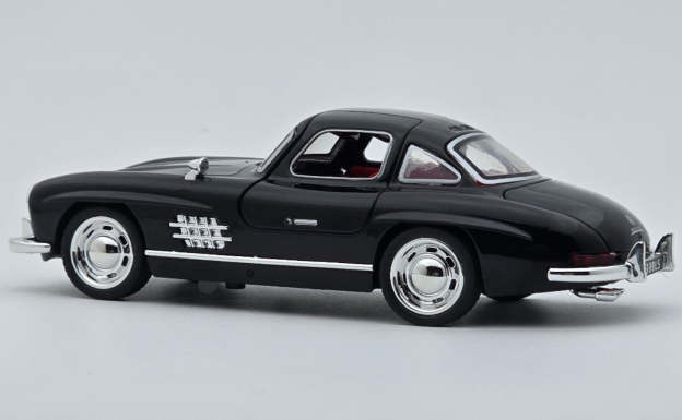 1954 Mercedes-Benz 300SL 1:24  diecast scale model car collectible