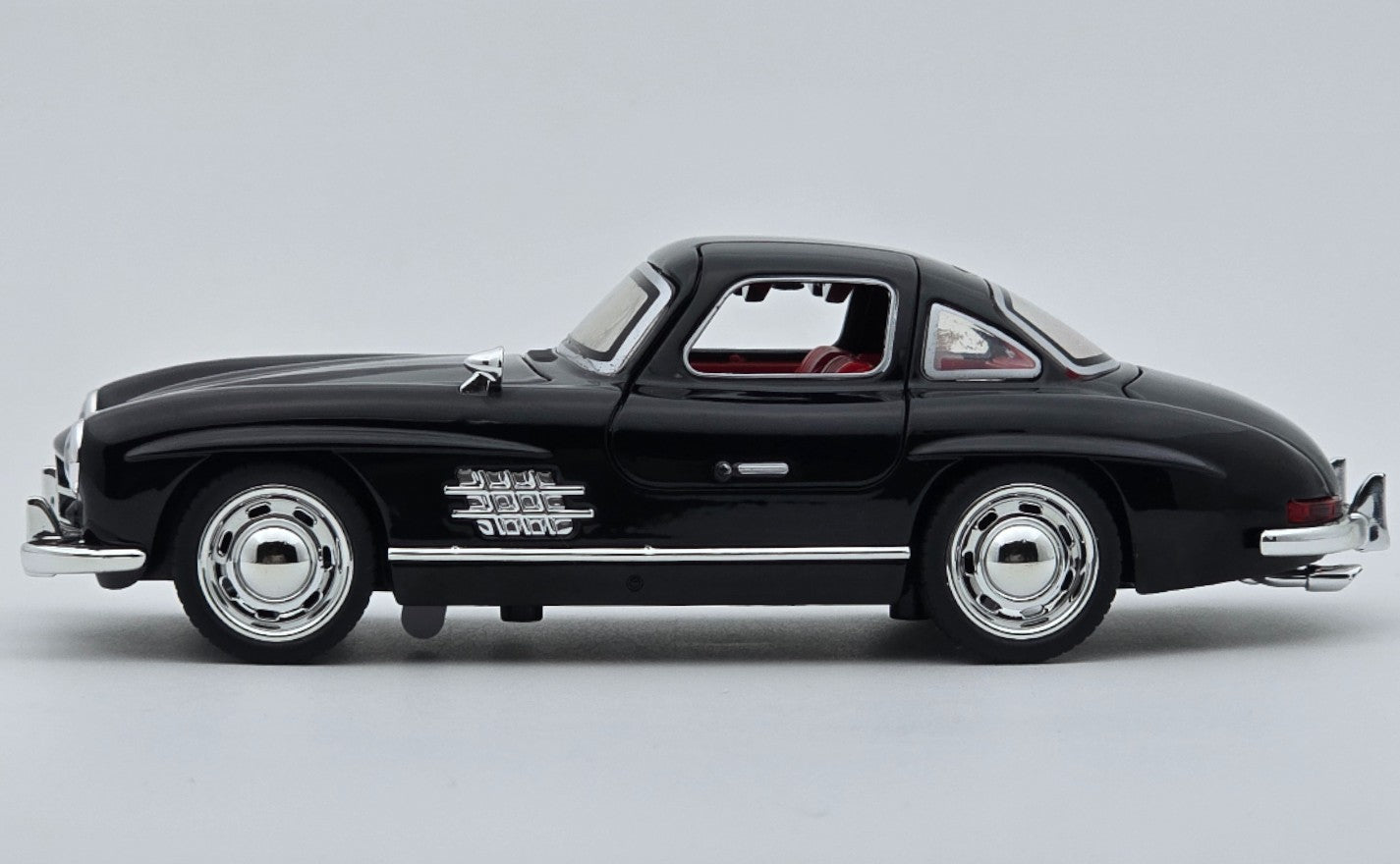 1954 Mercedes-Benz 300SL 1:24  diecast scale model car collectible