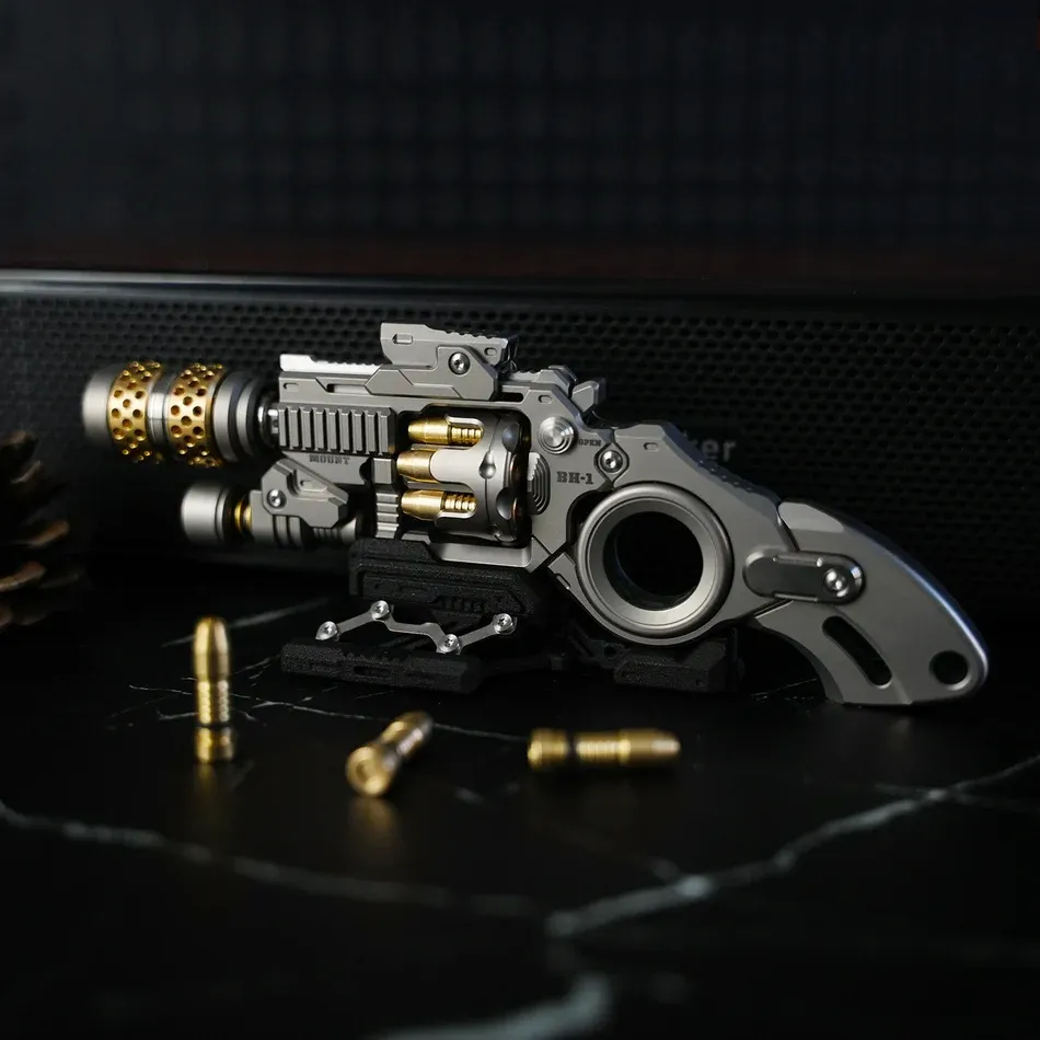 New Titanium alloy revolver fidgets toy