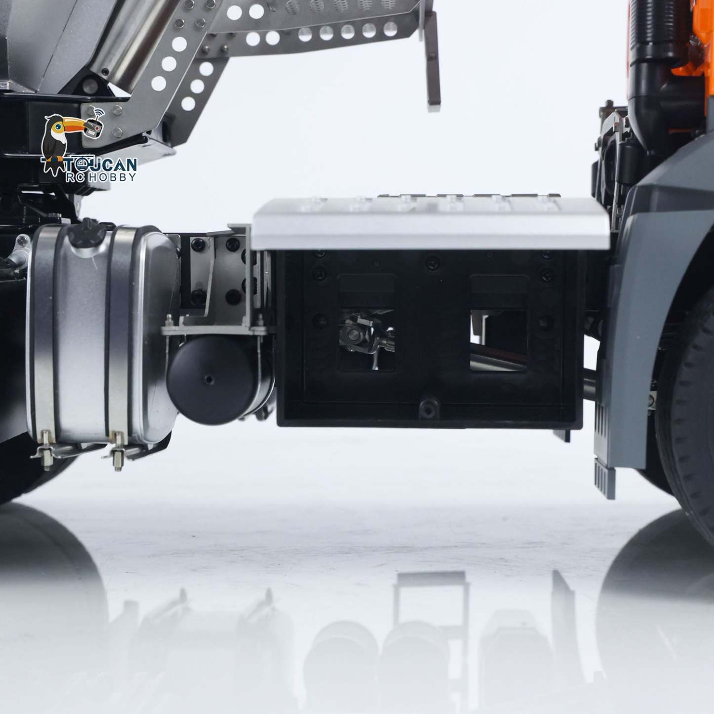 1/14 SCALE 4X4 RC TRACTOR TRUCK