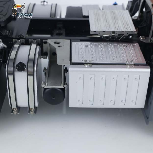 1/14 SCALE 4X4 RC TRACTOR TRUCK