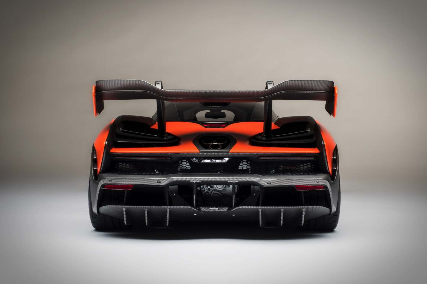 McLaren Senna (2018)