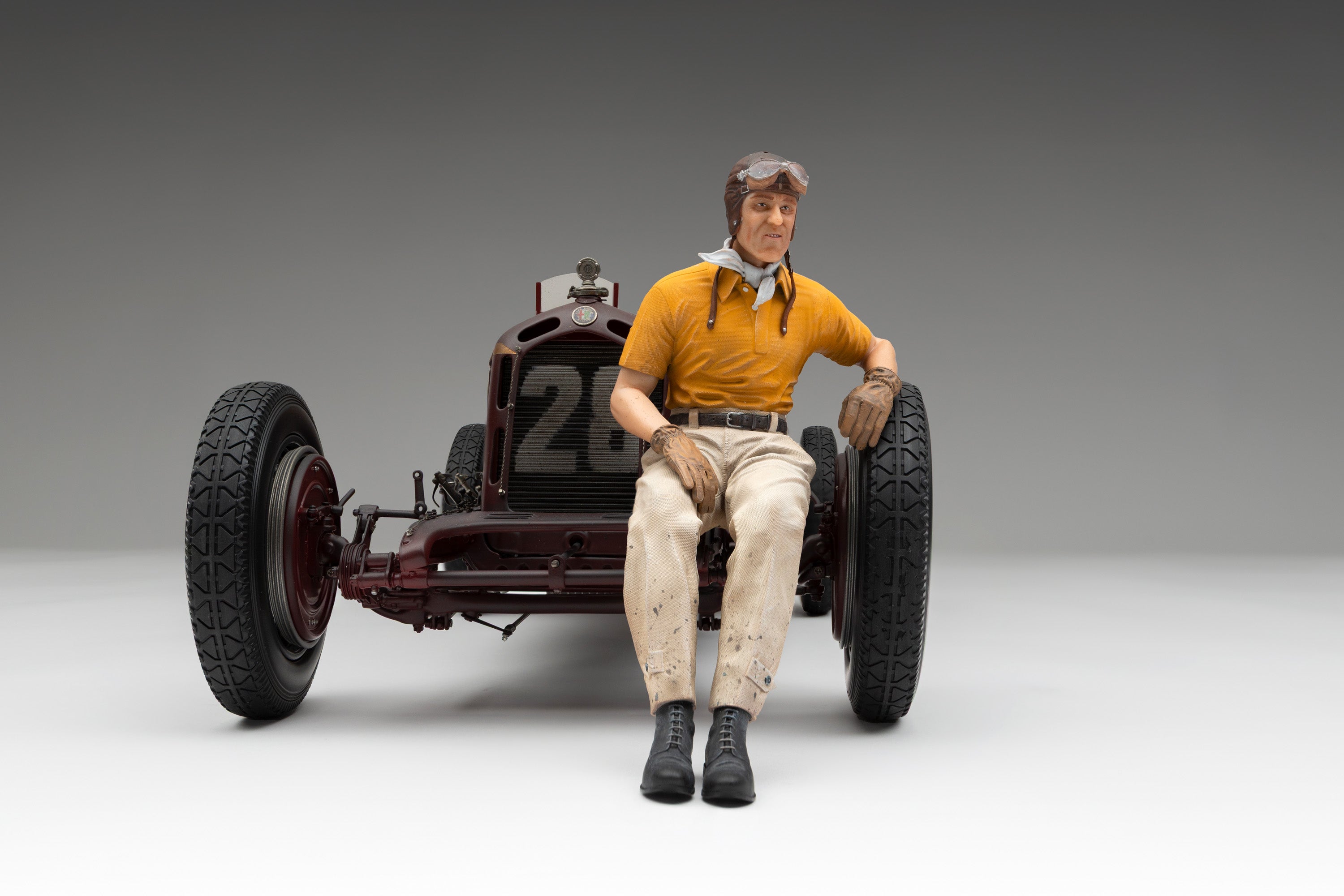 Alfa Romeo 8C 2300 "Monza" - 1932 Monaco Grand Prix Winner - Tazio Nuvolari Figure Edition
