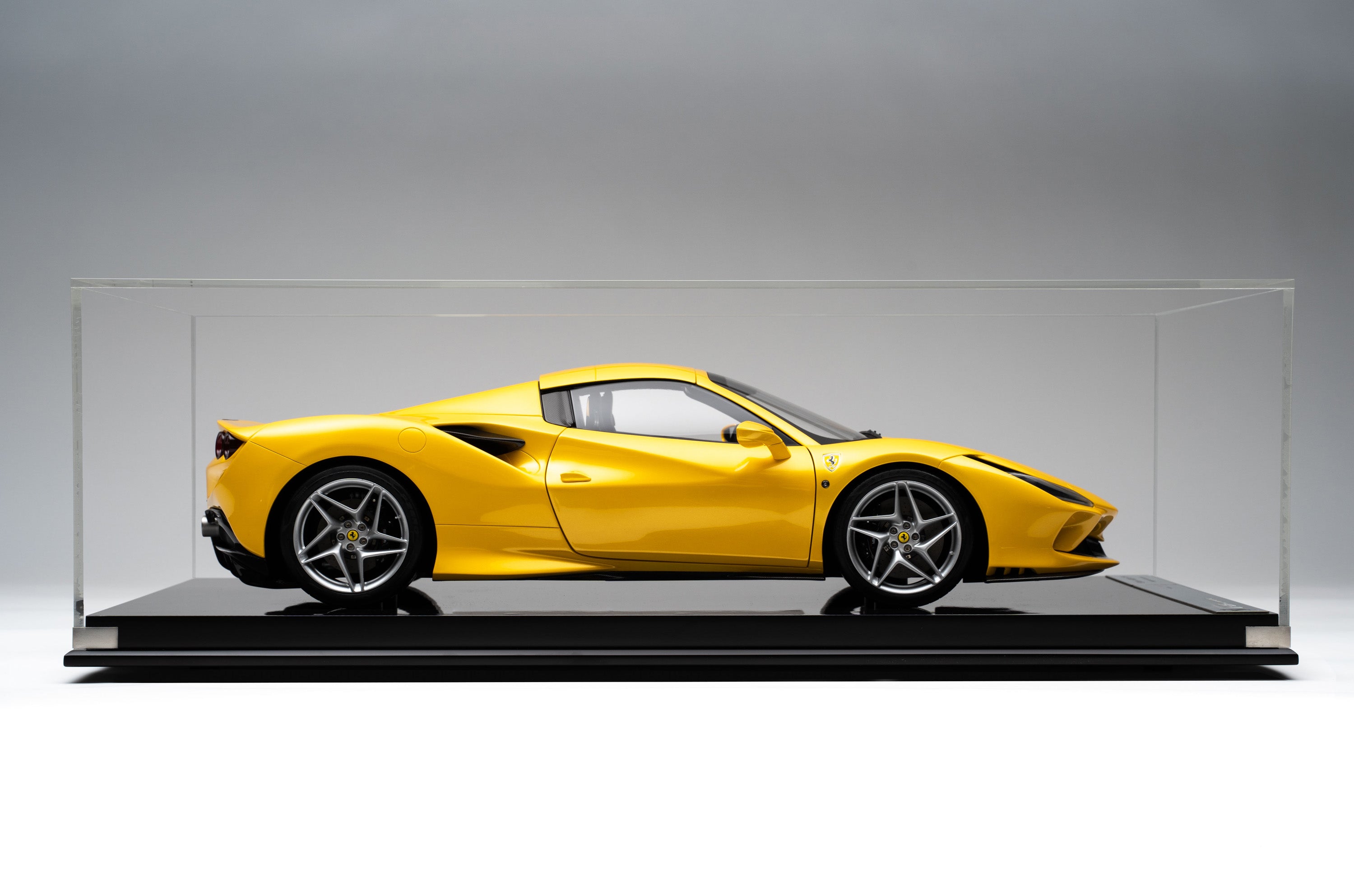 Ferrari F8 Spider (2019)