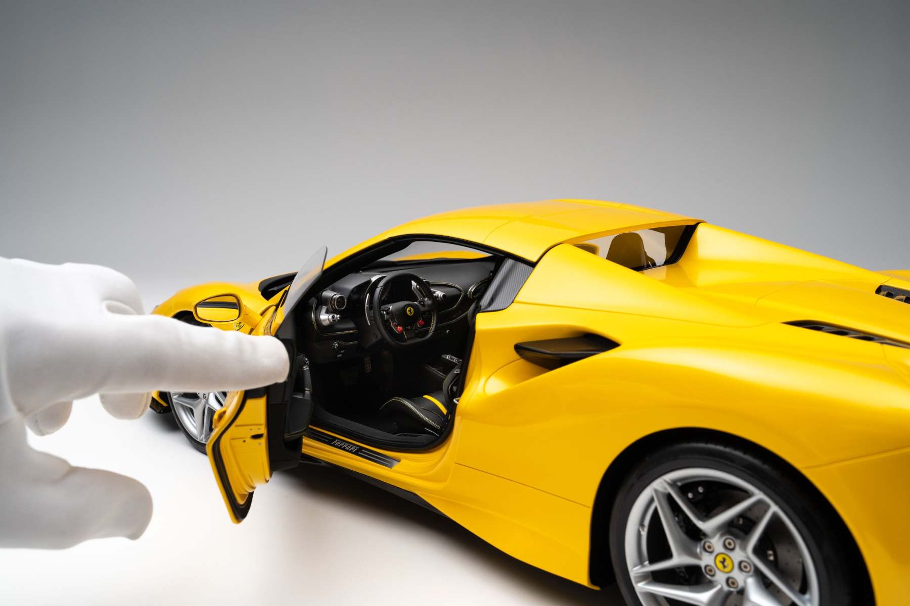 Ferrari F8 Spider (2019)