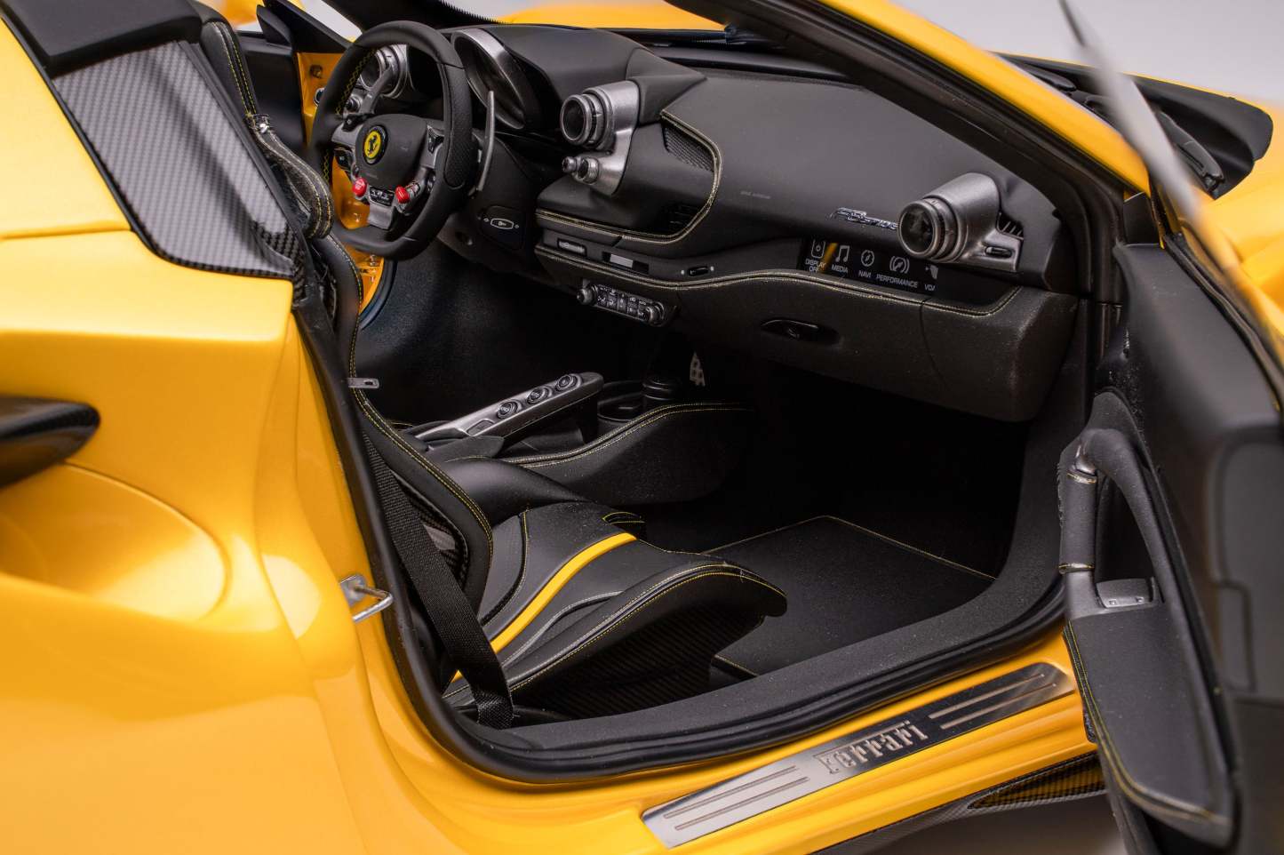 Ferrari F8 Spider (2019)