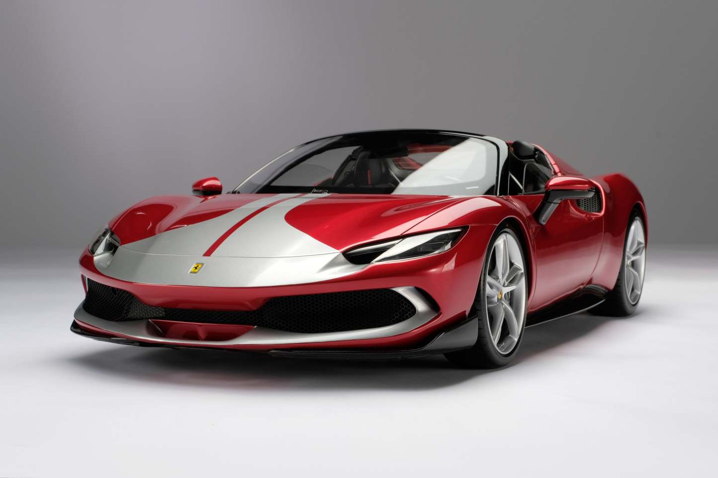 Ferrari 296 GTS (2021)