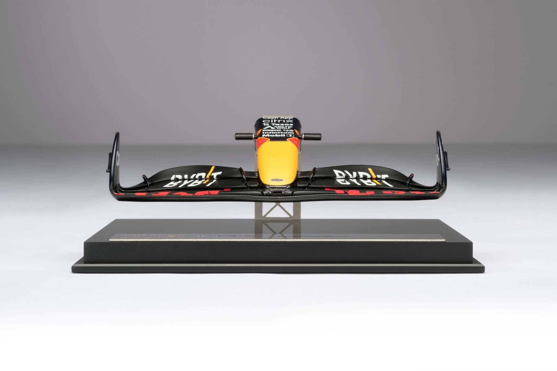 Oracle Red Bull Racing RB18 Nosecone
