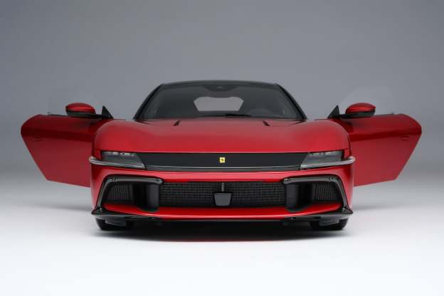 Ferrari 12Cilindri (2024)