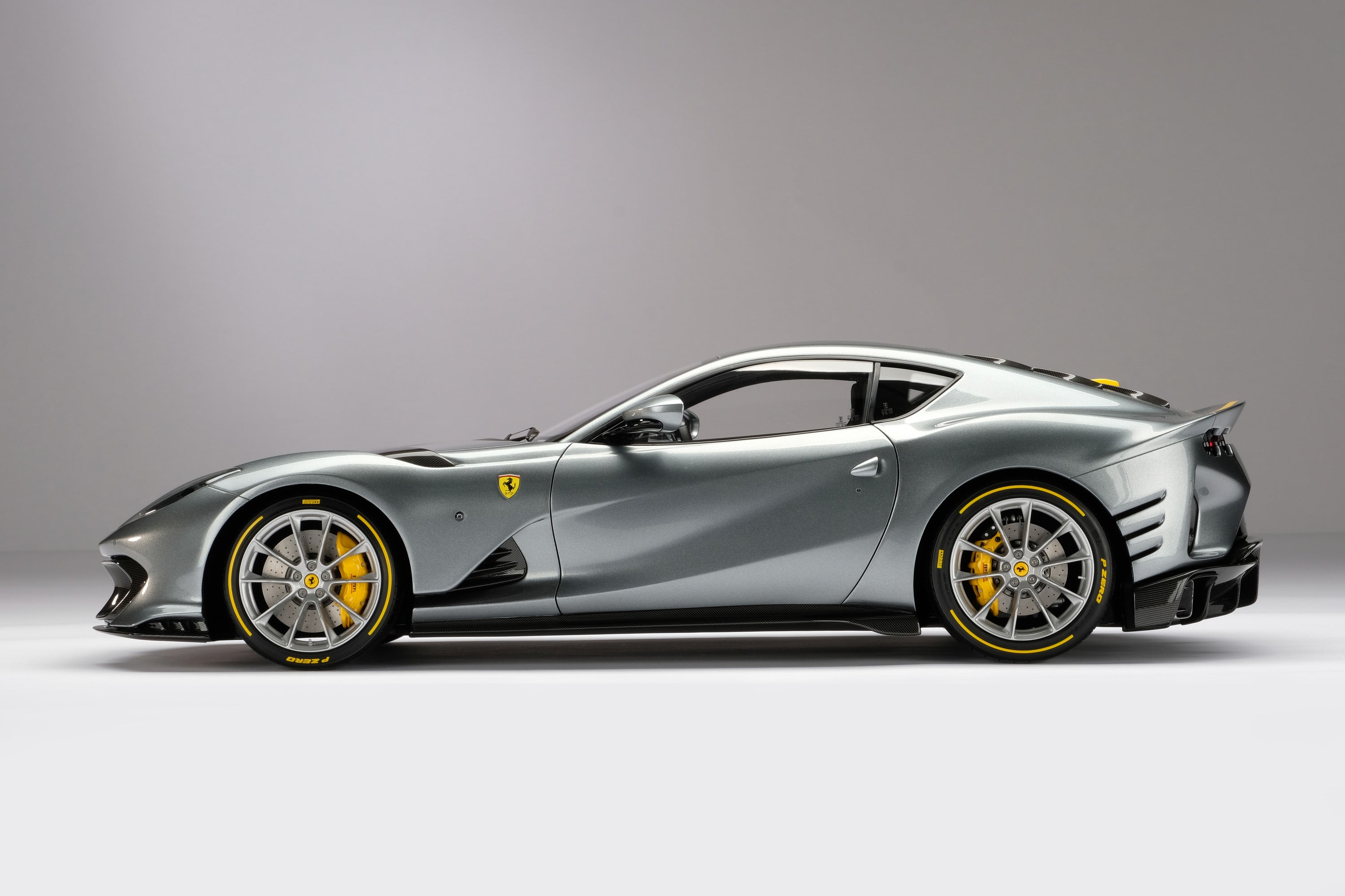 Ferrari 812 Competizione (2021)