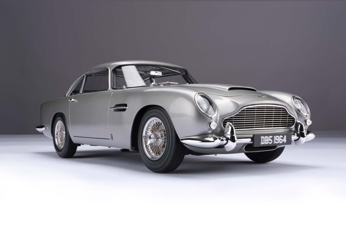 Aston Martin DB5 Vantage (1964)