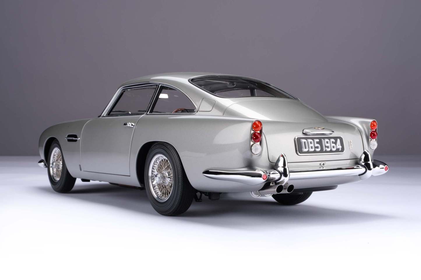 Aston Martin DB5 Vantage (1964)