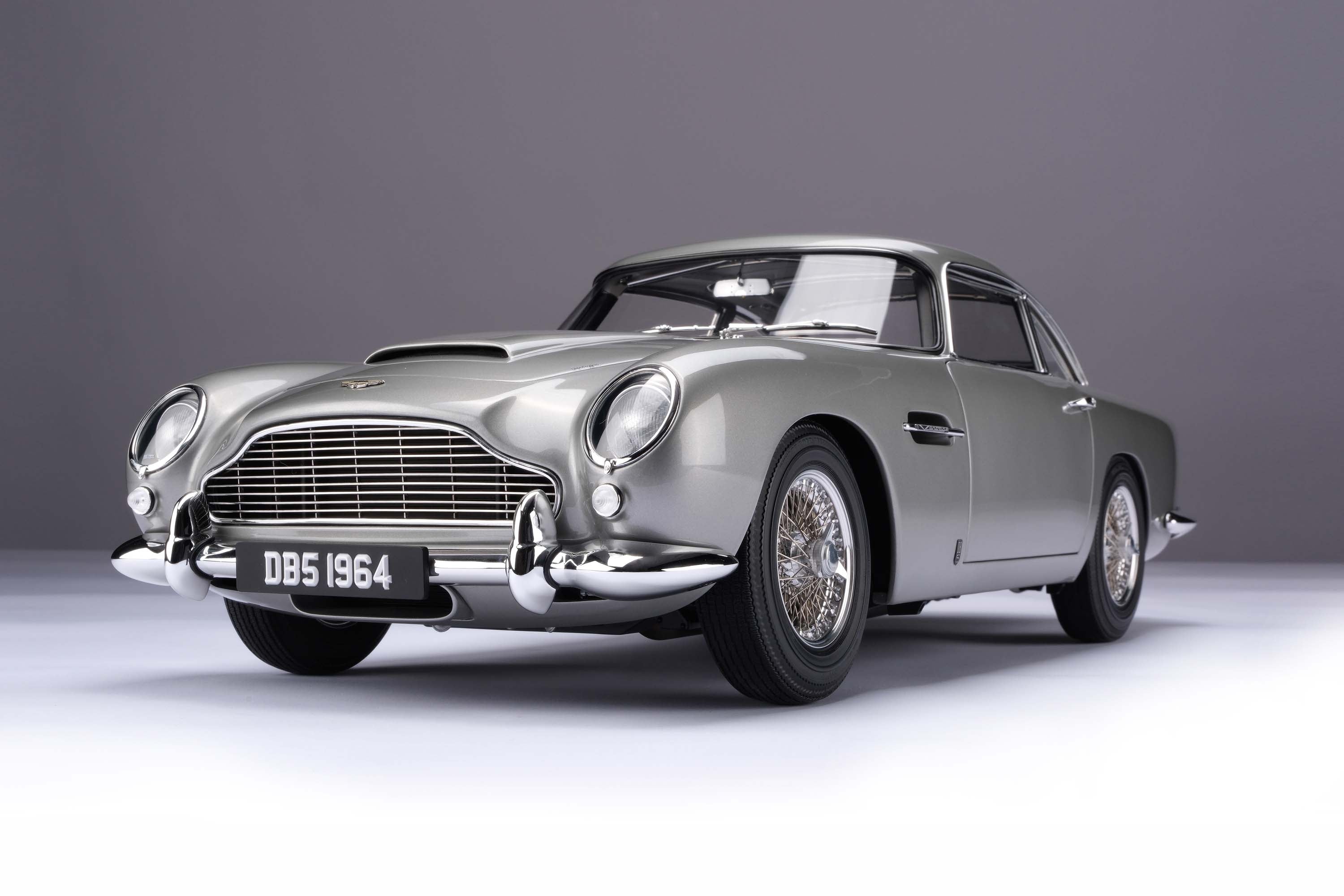 Aston Martin DB5 Vantage (1964)