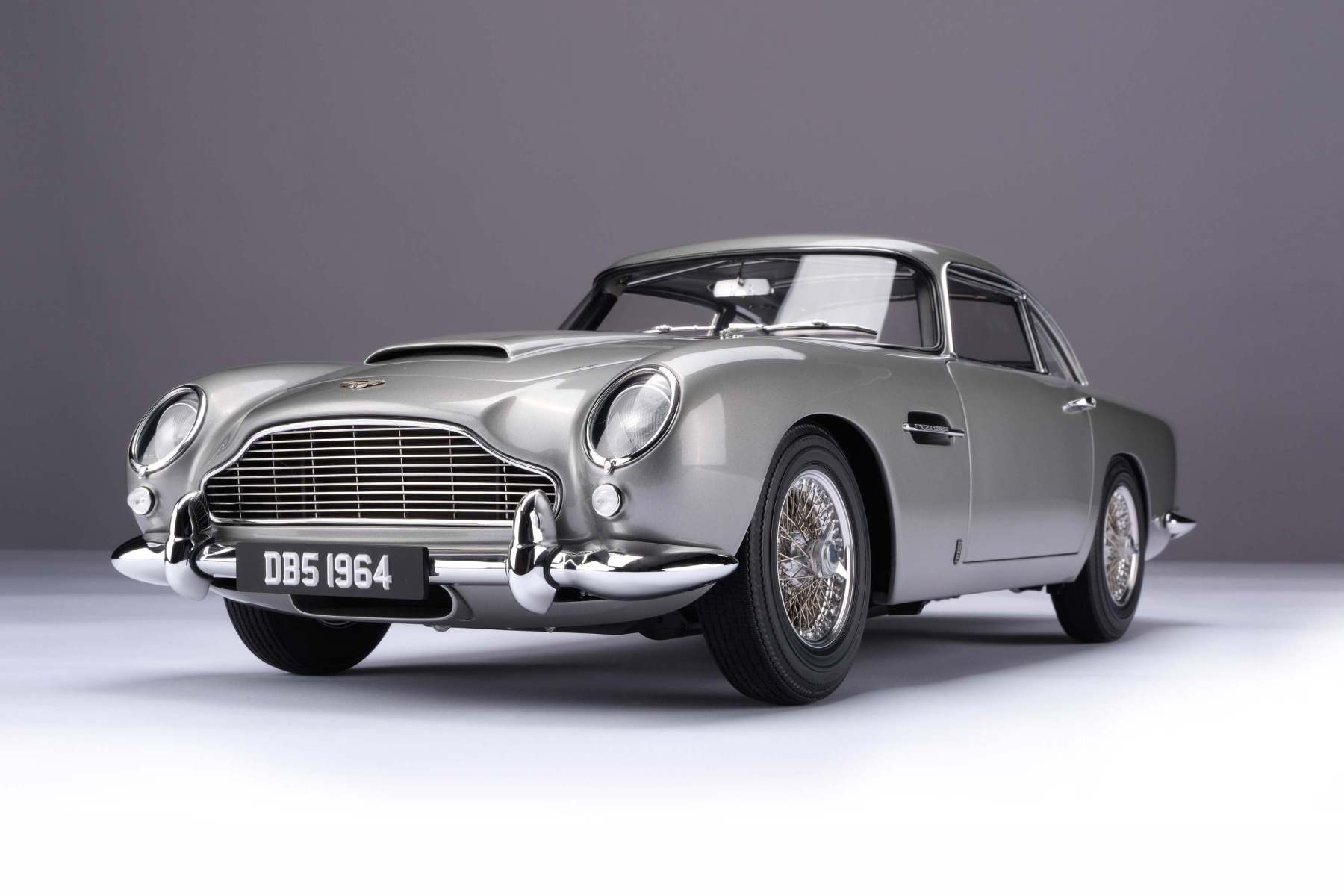 Aston Martin DB5 Vantage (1964)