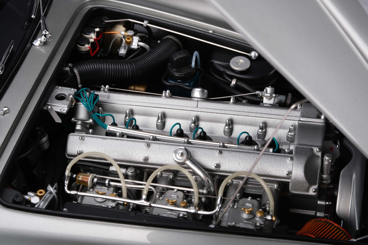 Aston Martin DB5 Vantage (1964)