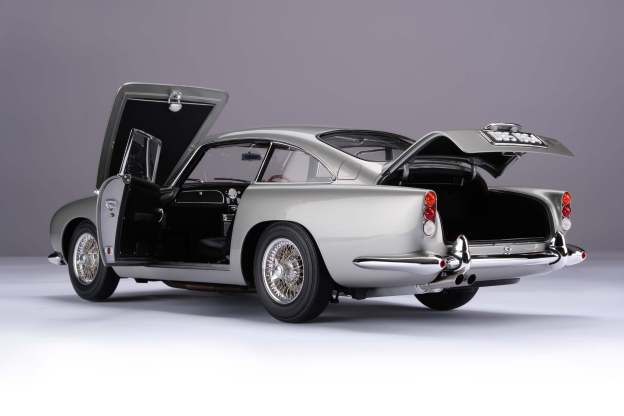 Aston Martin DB5 Vantage (1964)