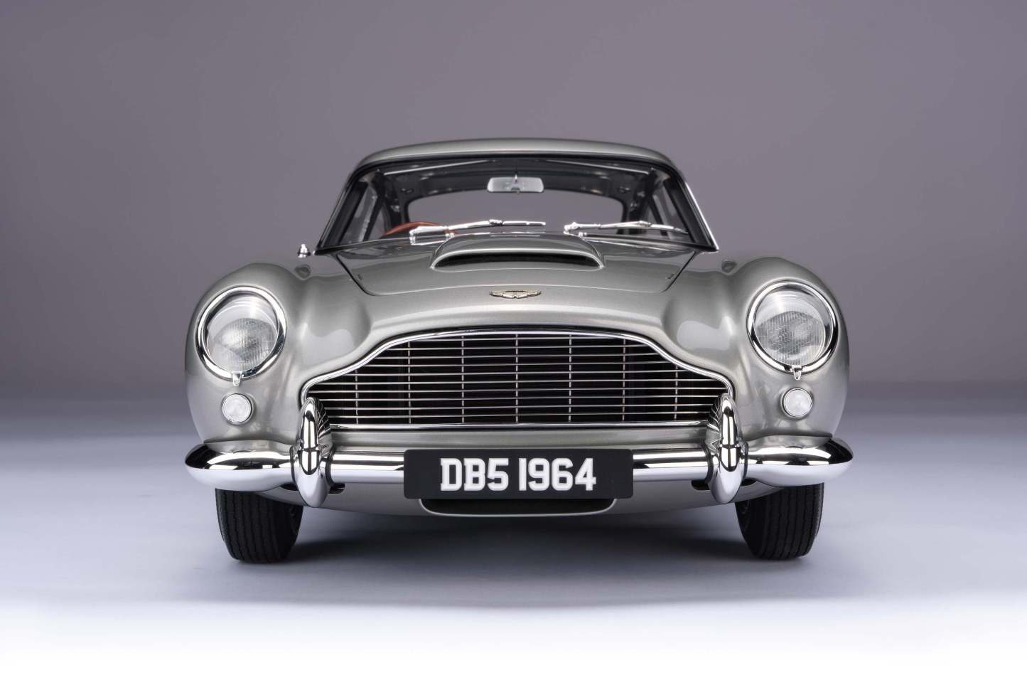 Aston Martin DB5 Vantage (1964)