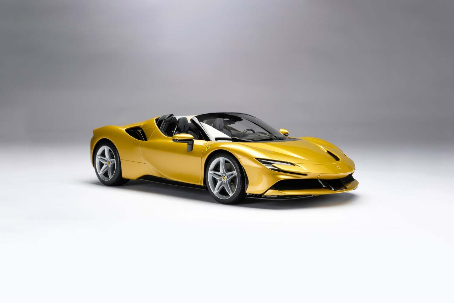 Ferrari SF90 Spider (2020)