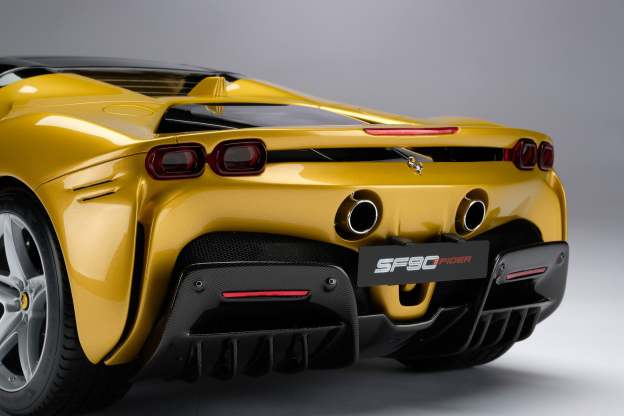 Ferrari SF90 Spider (2020)