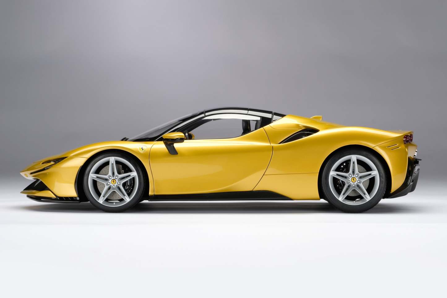 Ferrari SF90 Spider (2020)