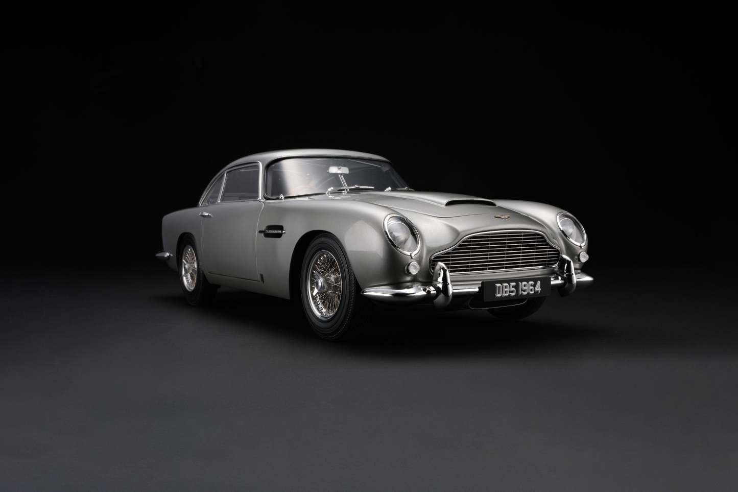 Aston Martin DB5 Vantage (1964)