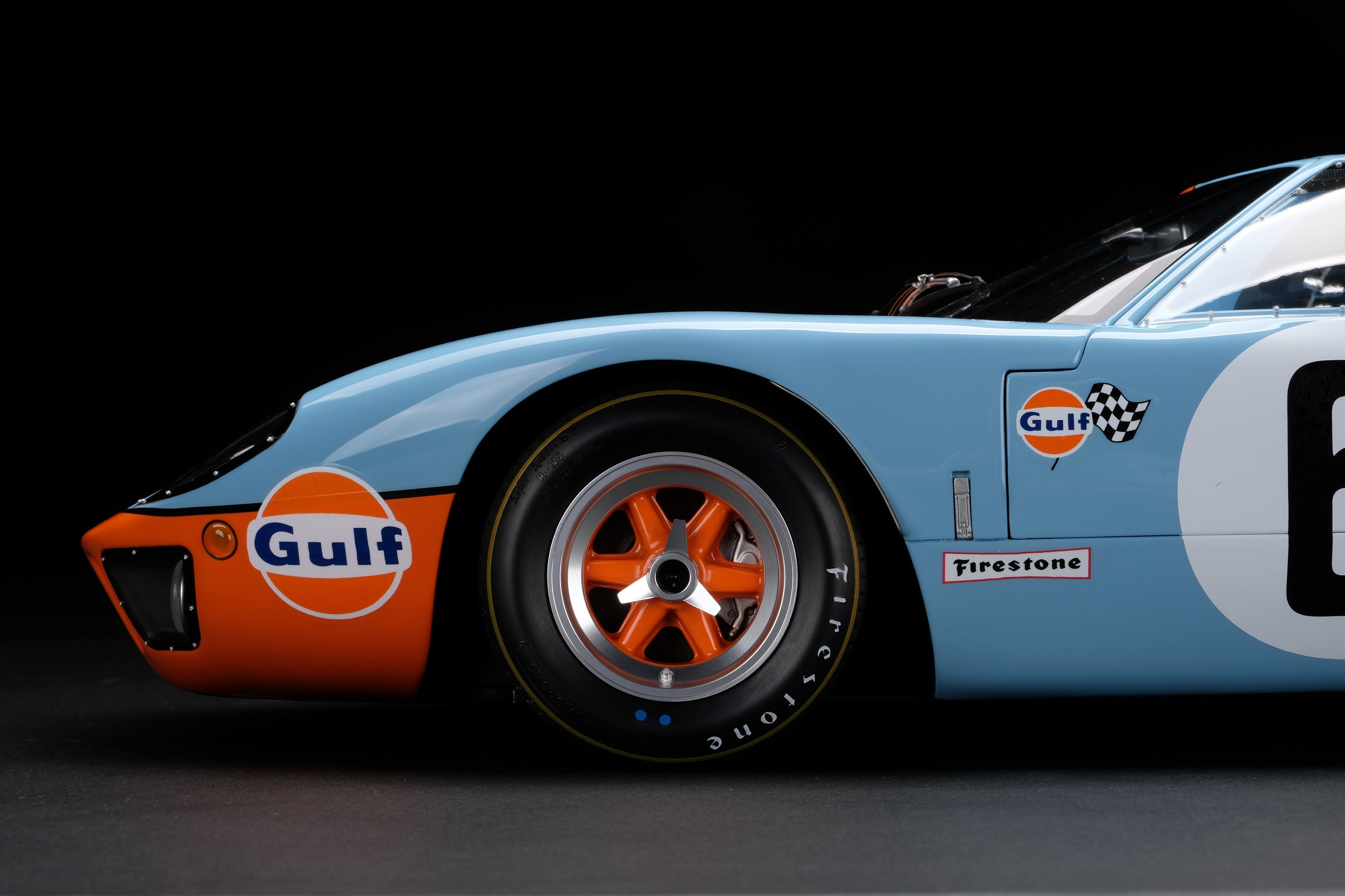Ford GT40 - 1969 Le Mans Winner
