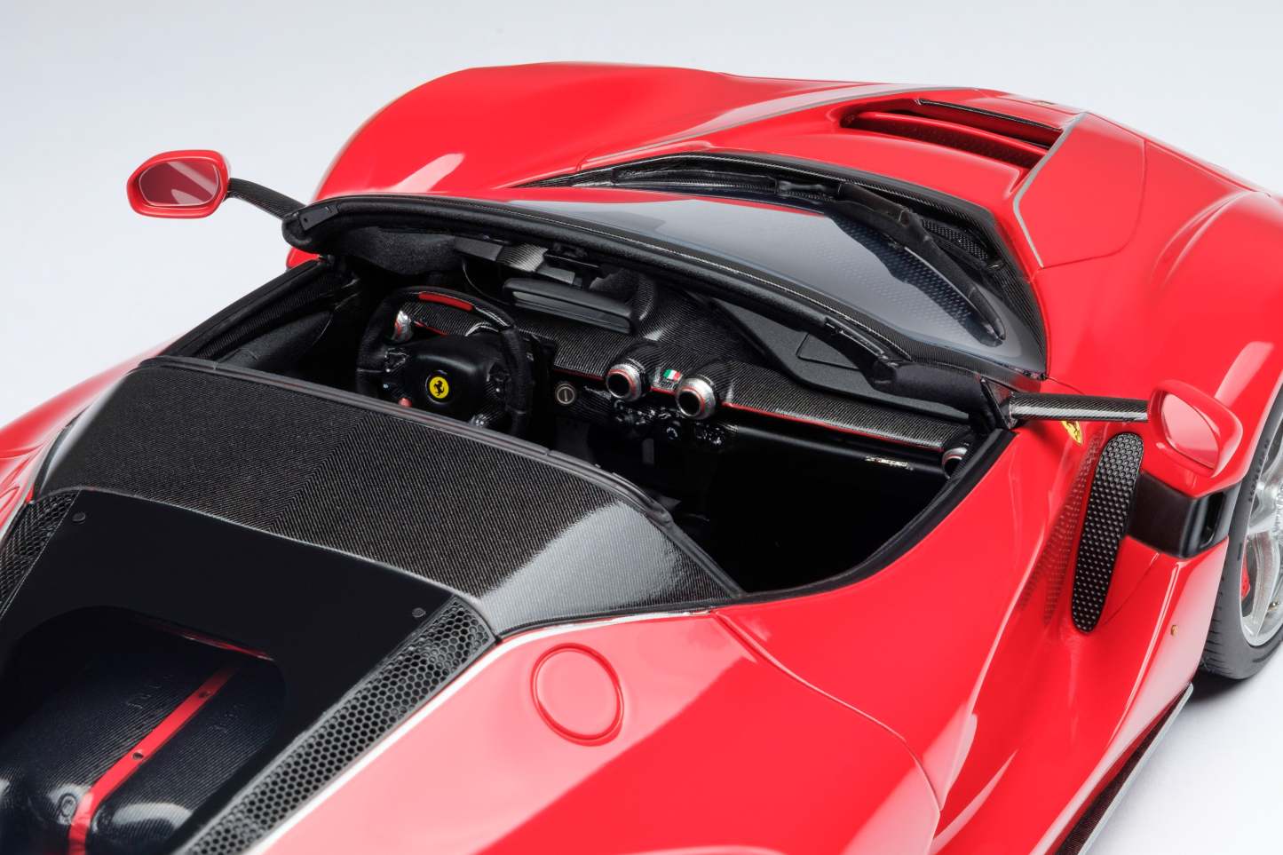 Ferrari LaFerrari Aperta