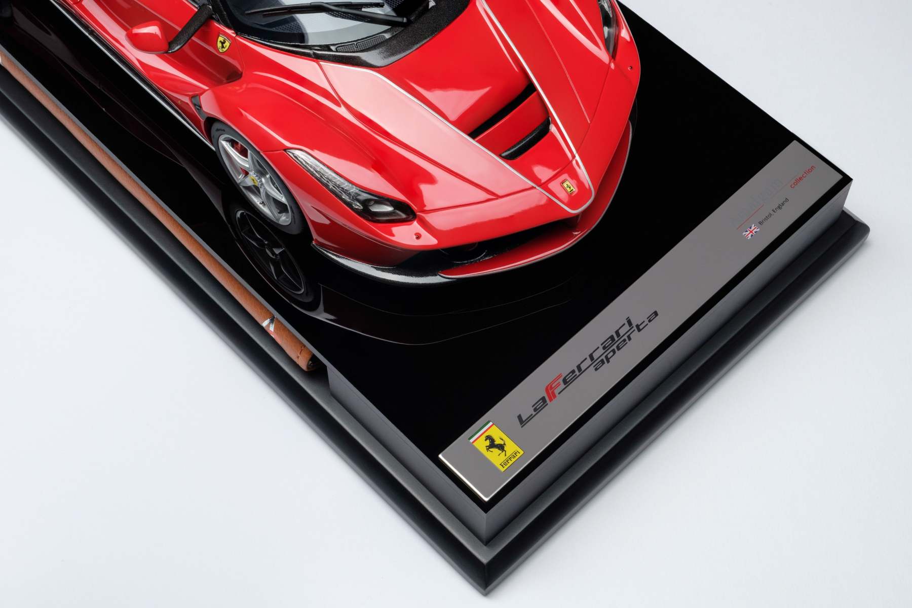 Ferrari LaFerrari Aperta