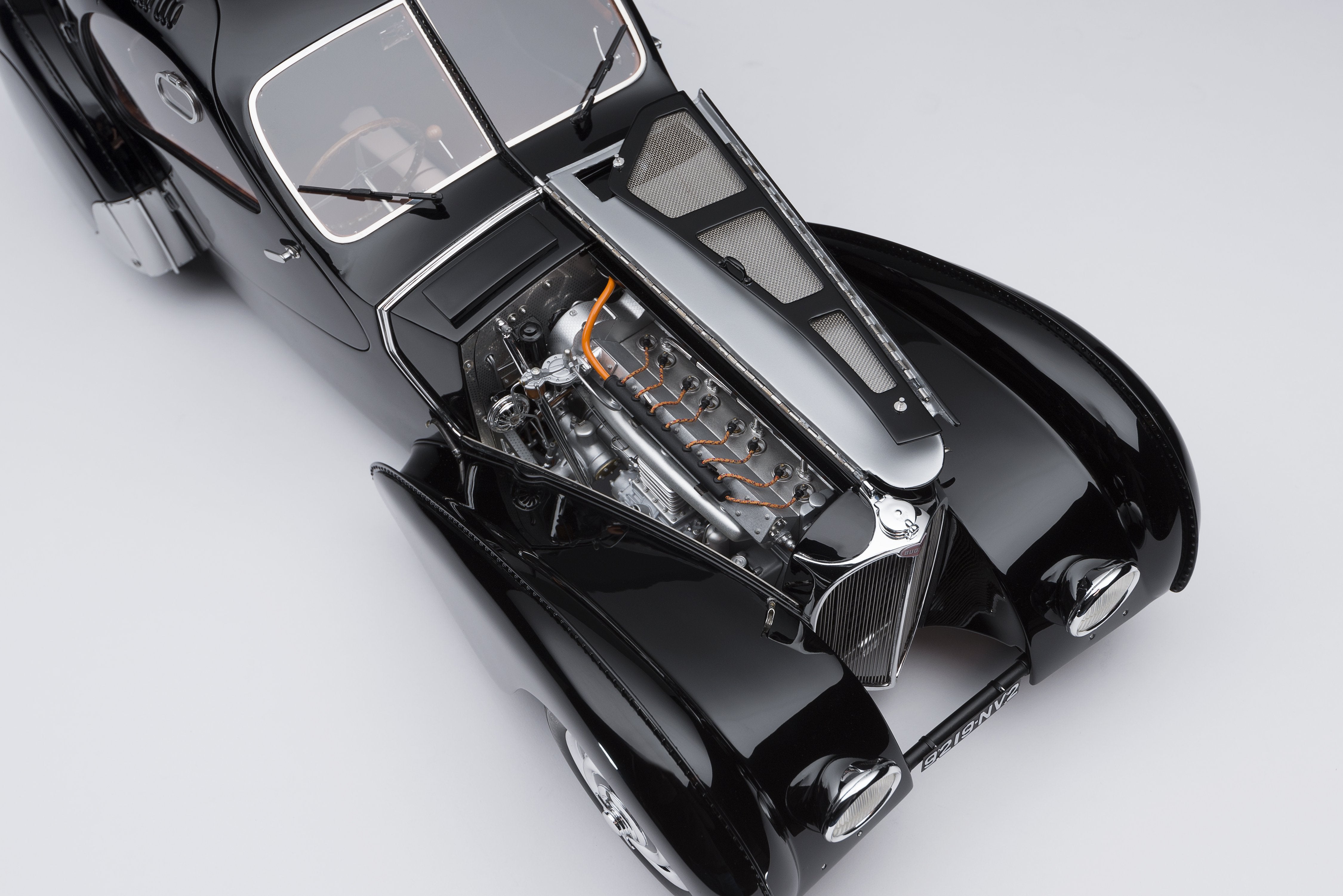 BUGATTI Type 57SC Atlantic - "La Voiture Noire" (1936)