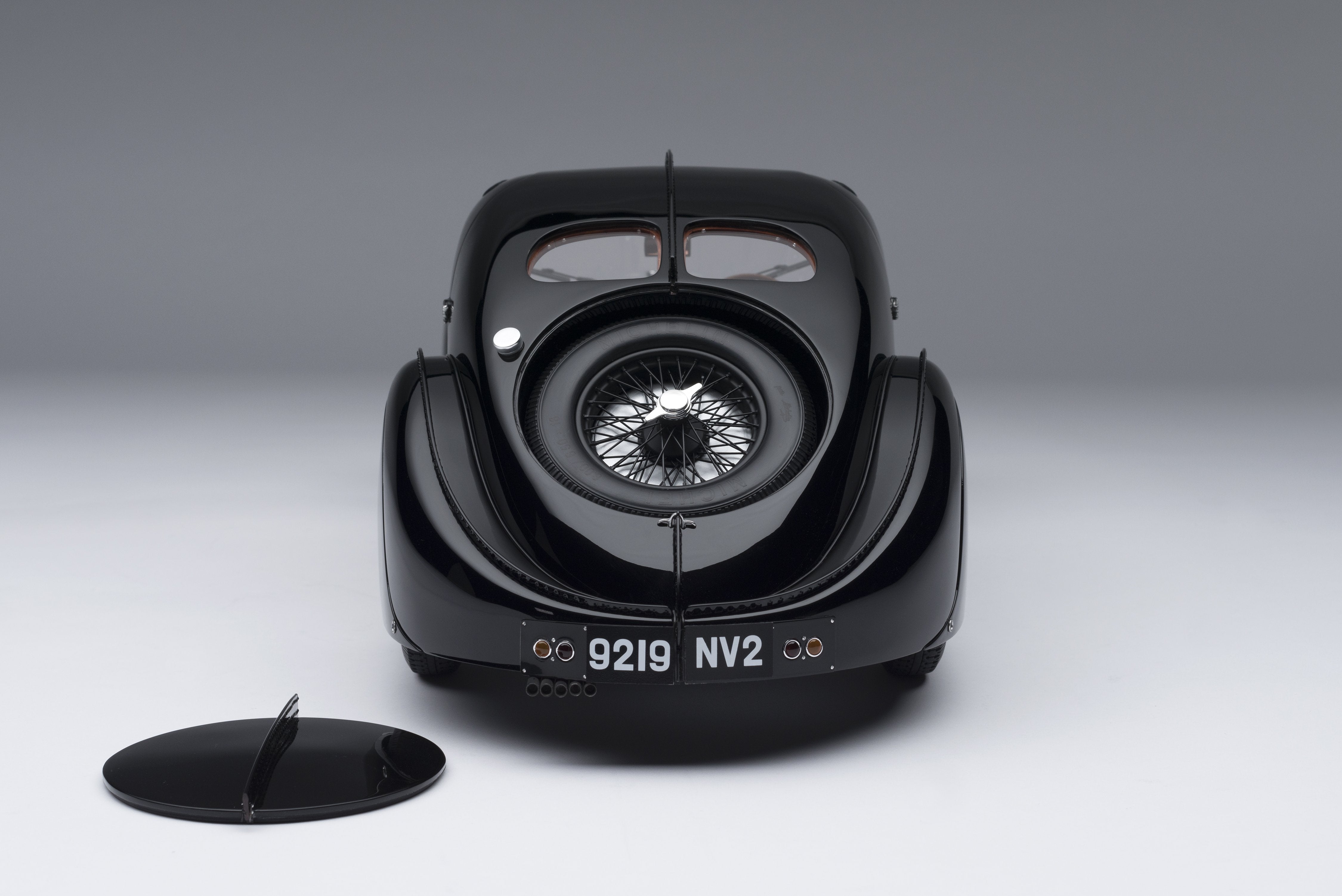 BUGATTI Type 57SC Atlantic - "La Voiture Noire" (1936)