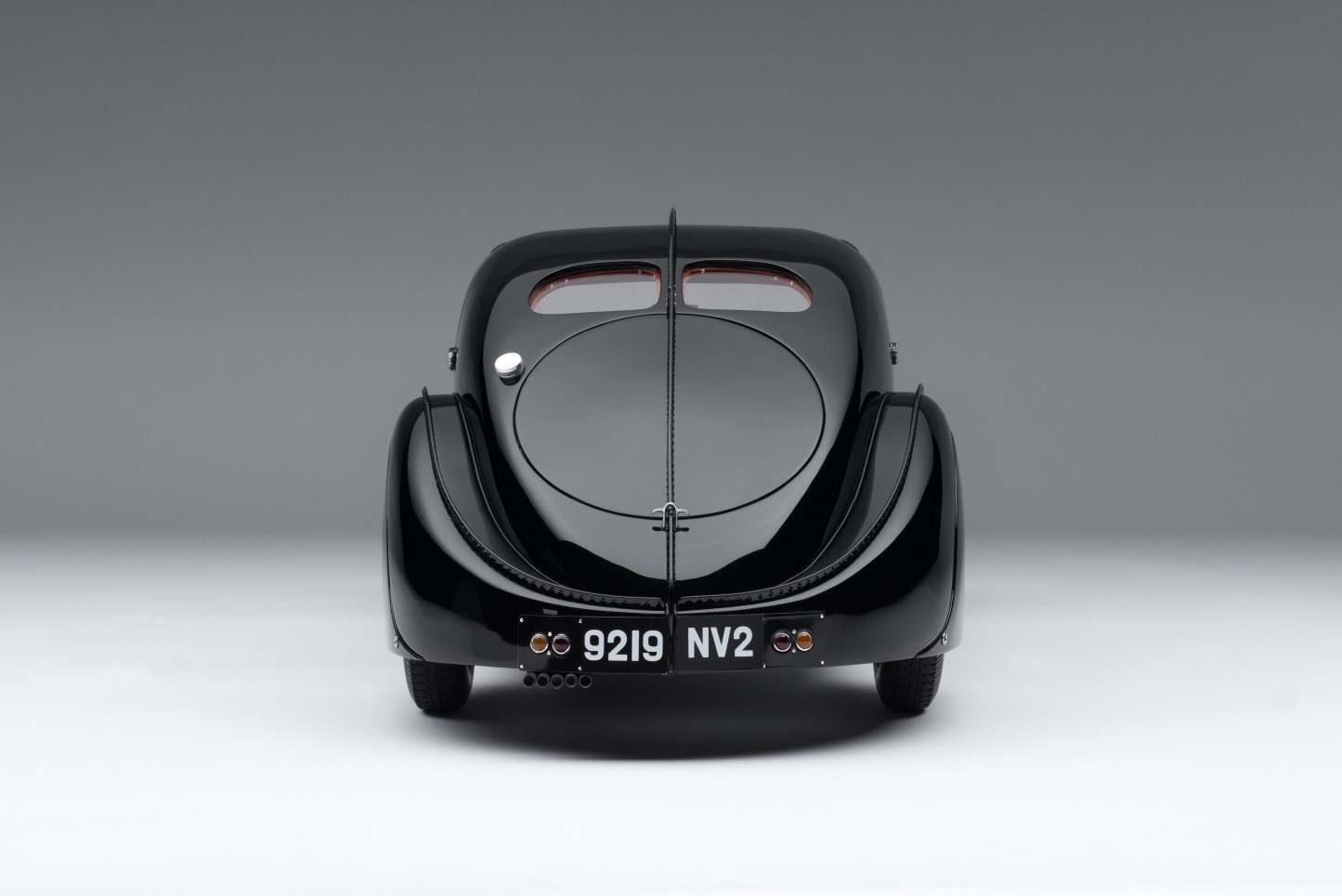 BUGATTI Type 57SC Atlantic - "La Voiture Noire" (1936)