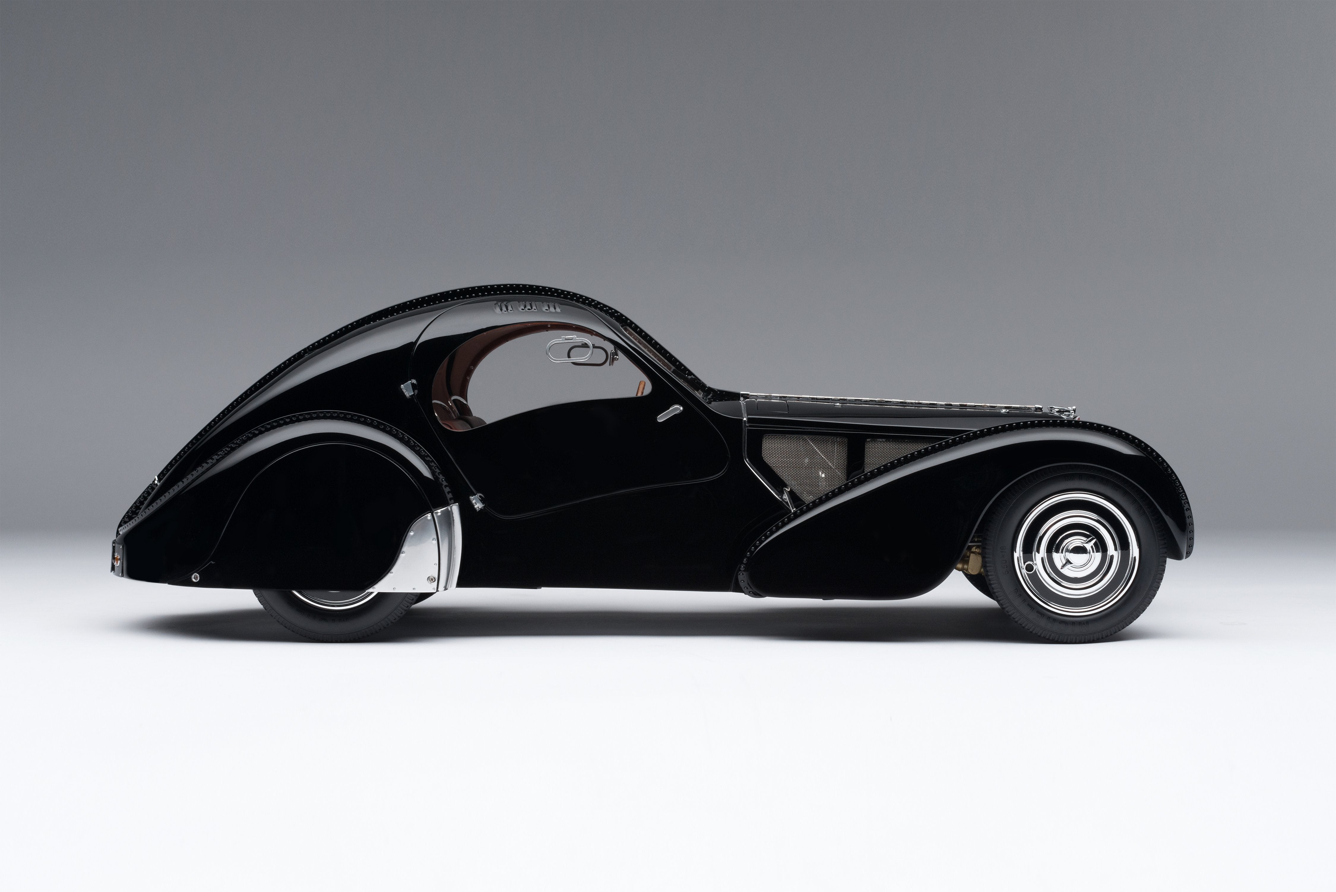 BUGATTI Type 57SC Atlantic - "La Voiture Noire" (1936)